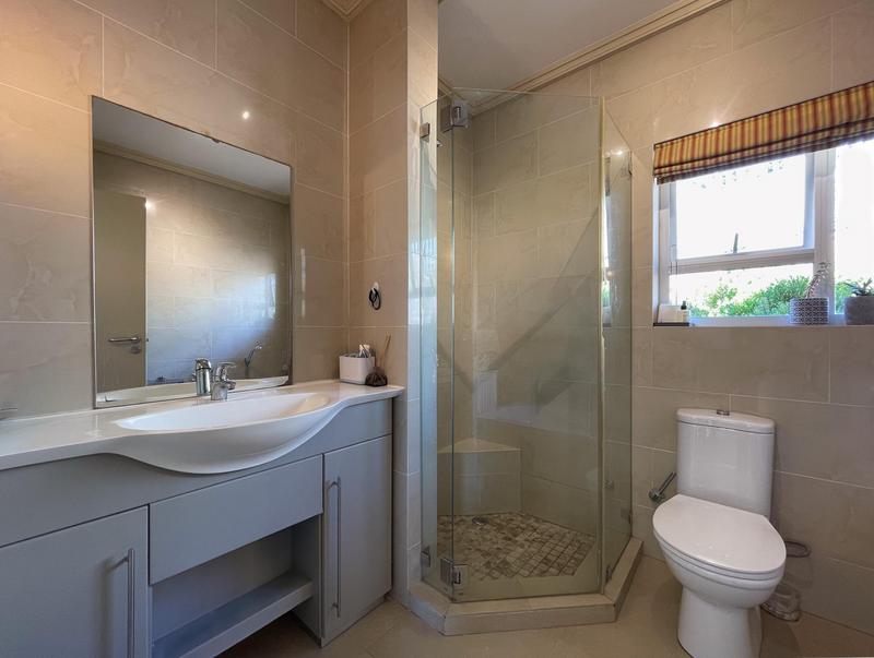 4 Bedroom Property for Sale in Hout Bay Western Cape